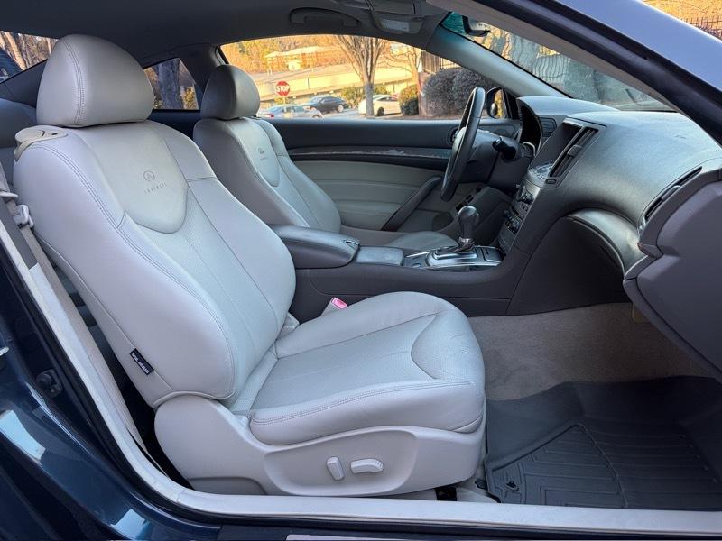 Infiniti G Coupe G37 2011