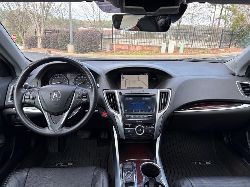 Acura TLX 9-Spd AT w/Technology Package 2015
