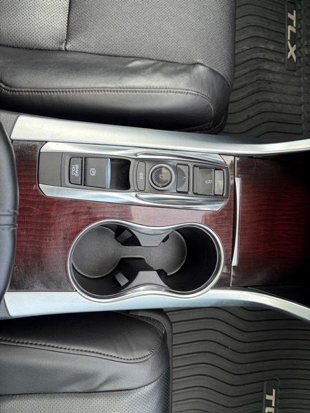 Acura TLX 9-Spd AT w/Technology Package 2015