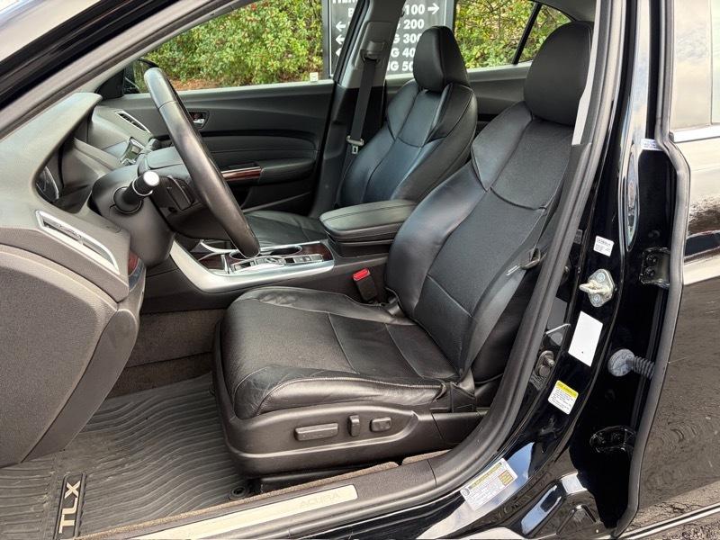 Acura TLX 9-Spd AT w/Technology Package 2015