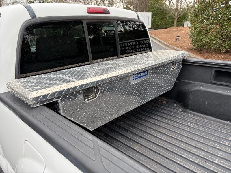 Toyota Tacoma PreRunner Double Cab Long Bed V6 2WD 2005