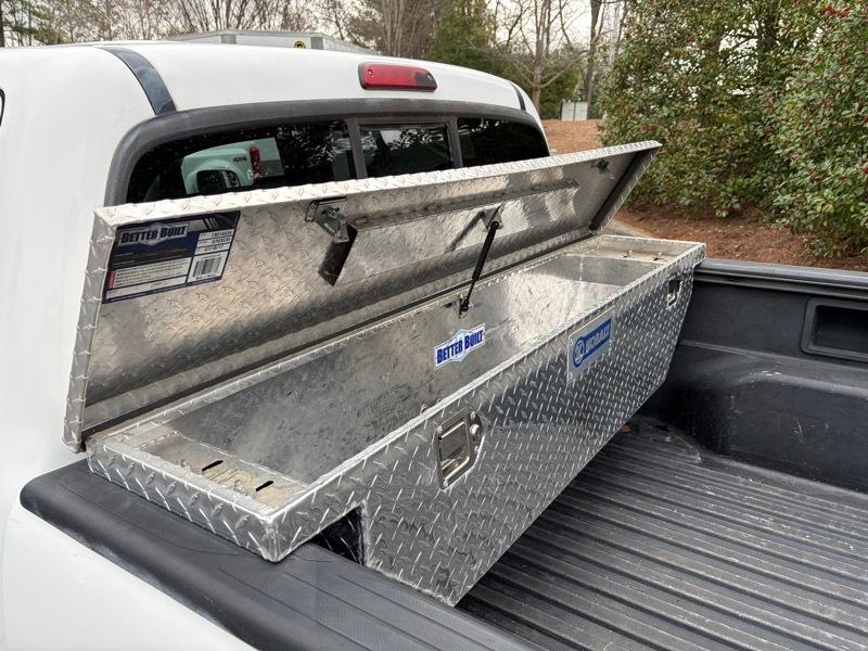 Toyota Tacoma PreRunner Double Cab Long Bed V6 2WD 2005