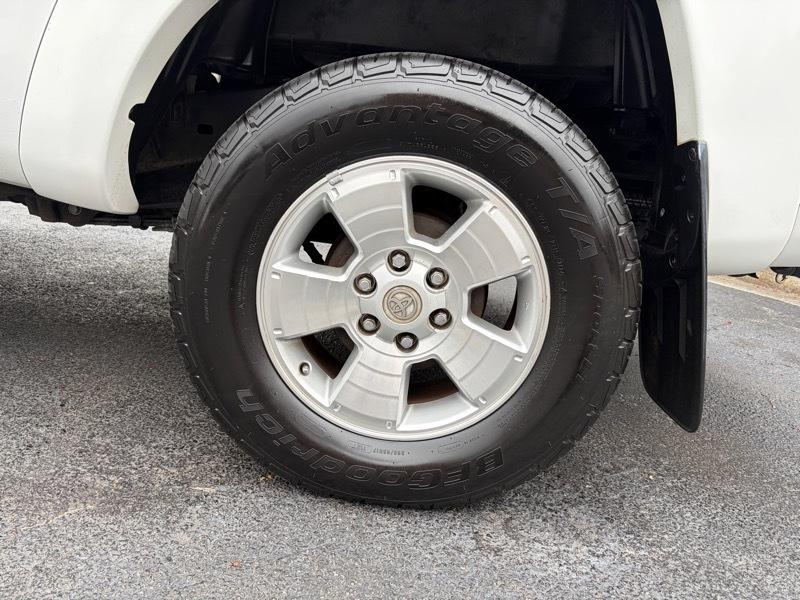 Toyota Tacoma PreRunner Double Cab Long Bed V6 2WD 2005