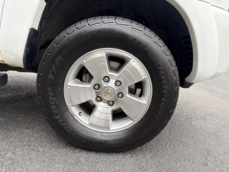 Toyota Tacoma PreRunner Double Cab Long Bed V6 2WD 2005