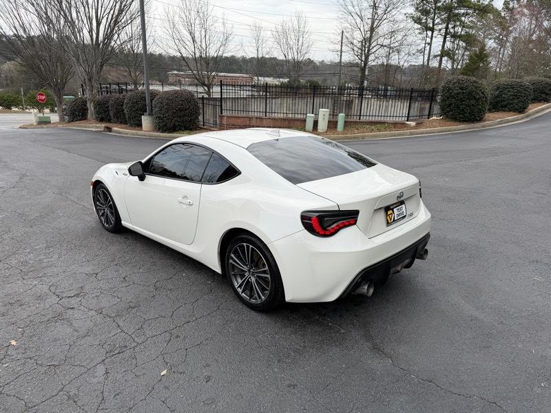 Scion FR-S 6MT 2016