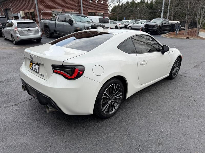 Scion FR-S 6MT 2016