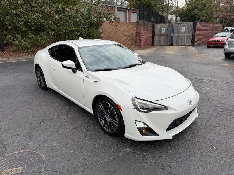 Scion FR-S 6MT 2016