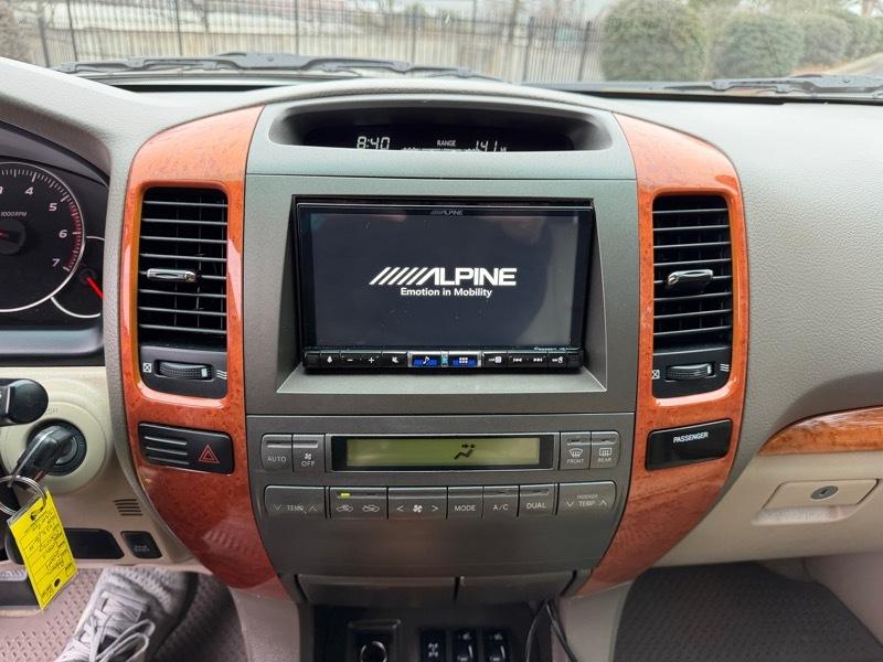 Lexus GX 470 Sport Utility 2004