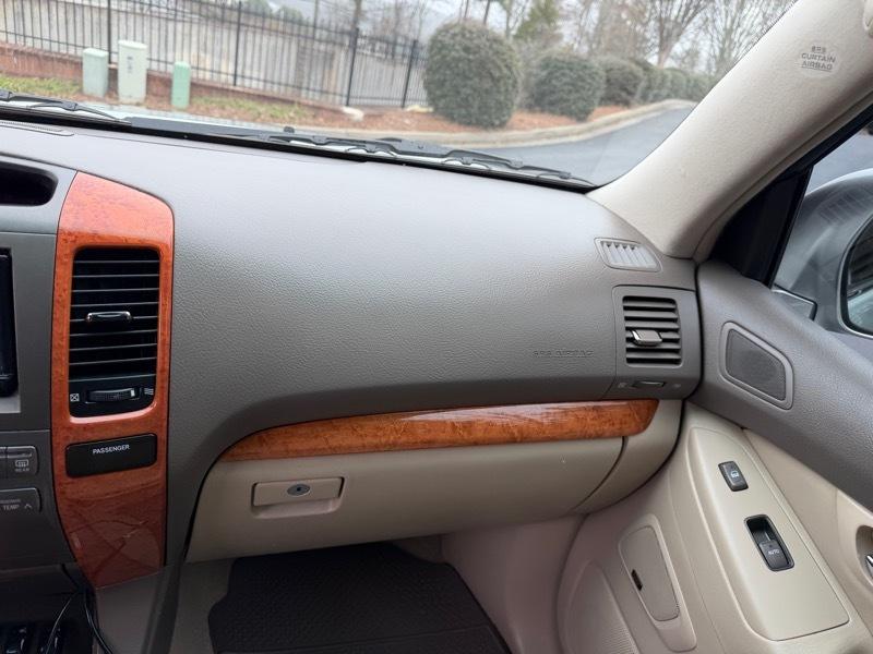 Lexus GX 470 Sport Utility 2004