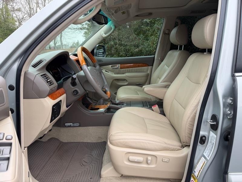 Lexus GX 470 Sport Utility 2004