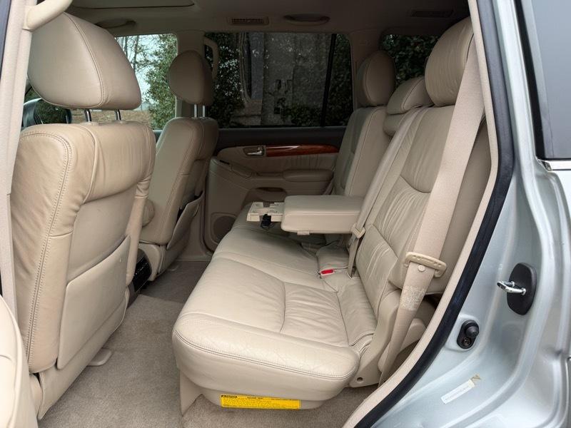 Lexus GX 470 Sport Utility 2004