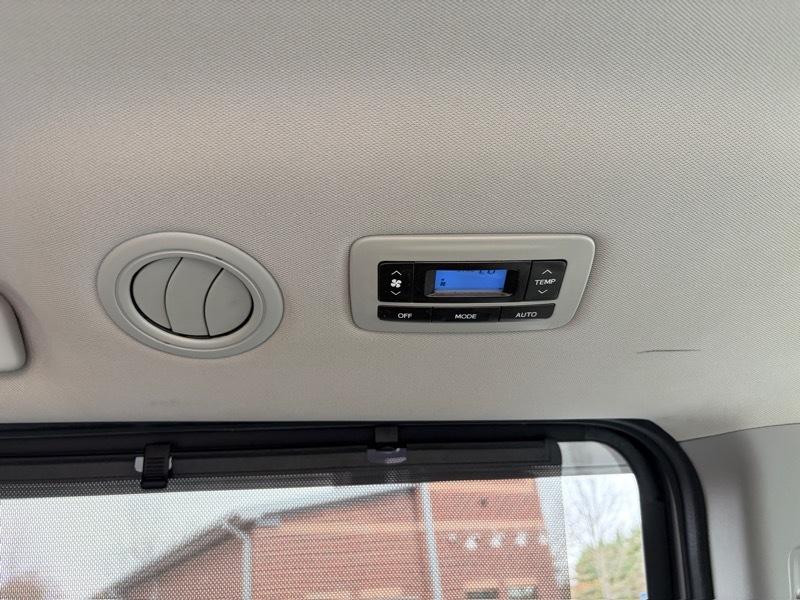 Toyota Sienna Limited Premium 7-Passenger 2017