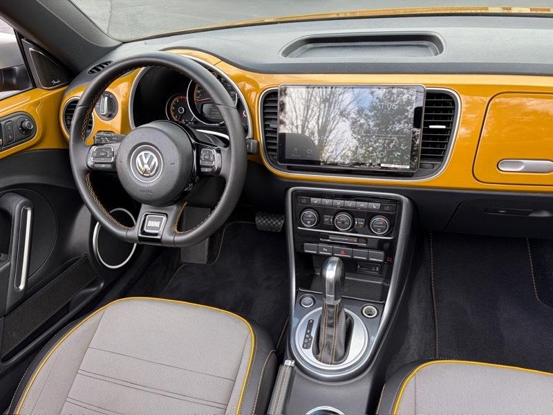 Volkswagen Beetle 1.8T Dune Convertible 2017