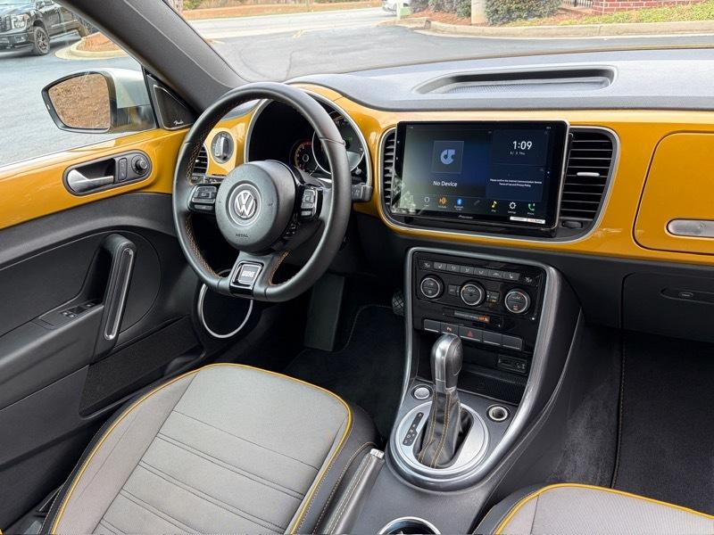 Volkswagen Beetle 1.8T Dune Convertible 2017