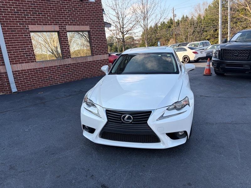 Lexus IS 200t 2016