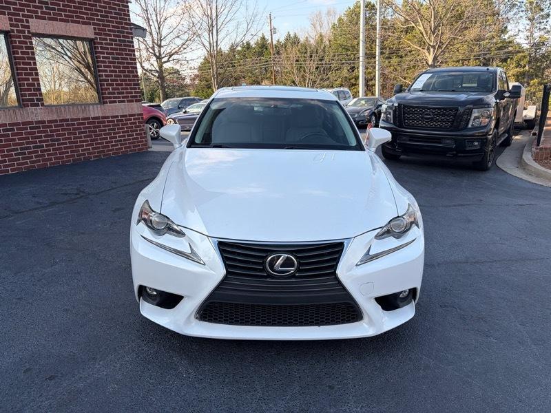 Lexus IS 200t 2016