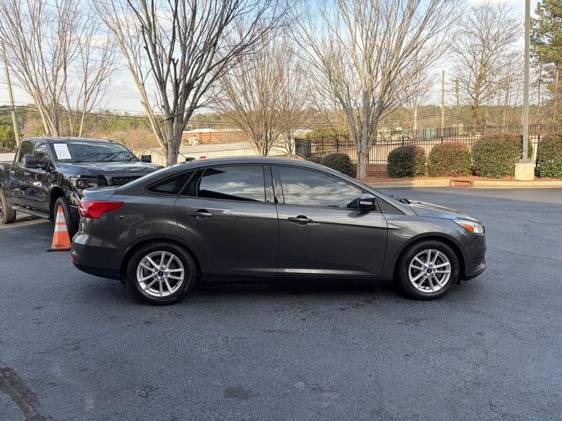 Ford Focus SE Sedan 2015