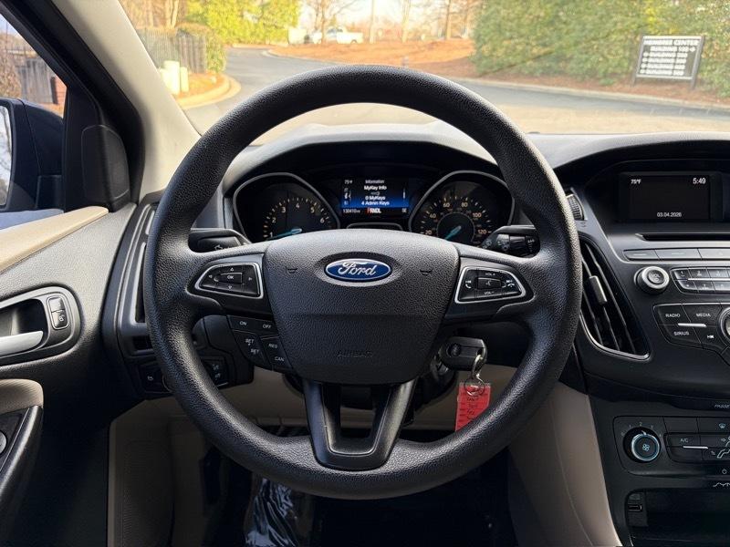 Ford Focus SE Sedan 2015