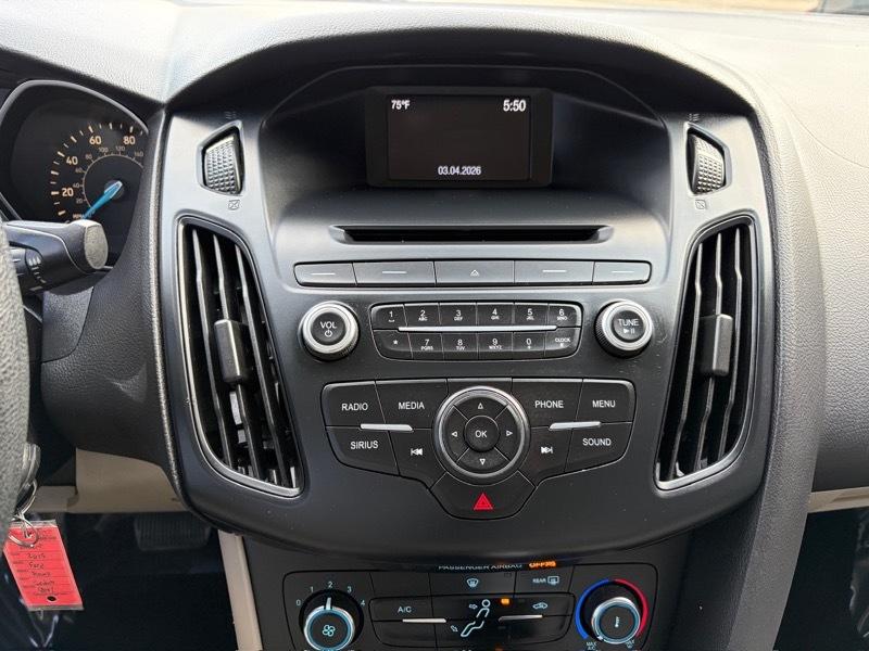 Ford Focus SE Sedan 2015