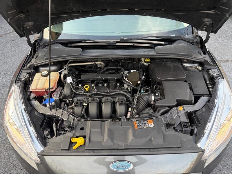 Ford Focus SE Sedan 2015