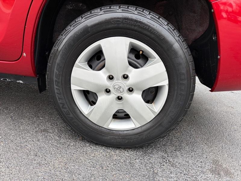 Toyota RAV4 Base I4 2WD 2008