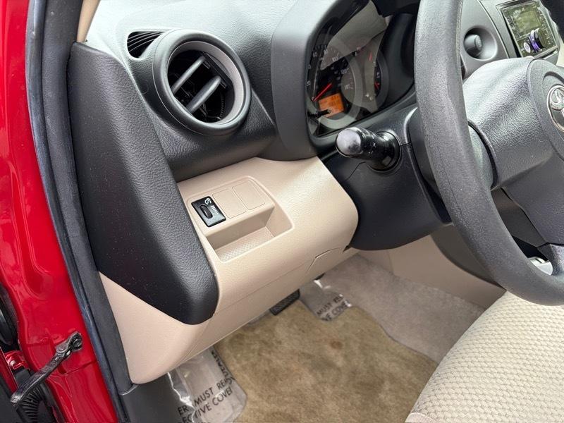 Toyota RAV4 Base I4 2WD 2008