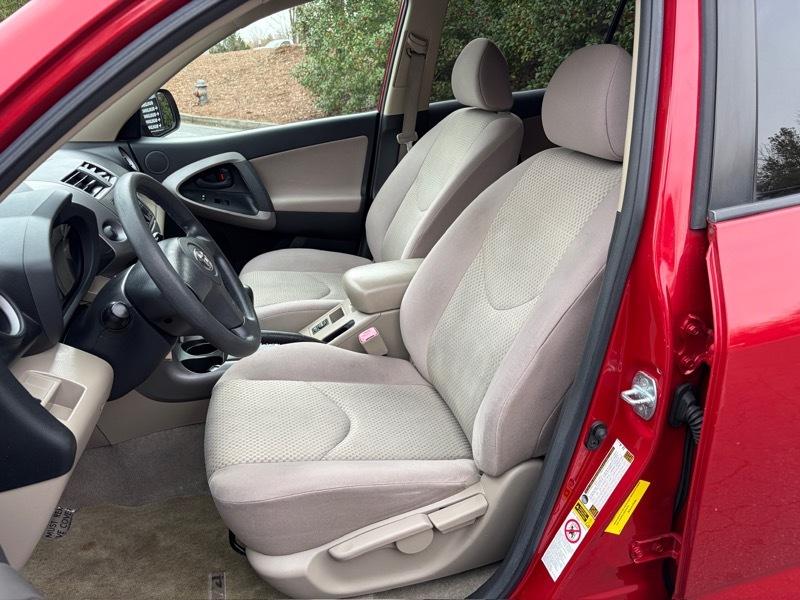 Toyota RAV4 Base I4 2WD 2008