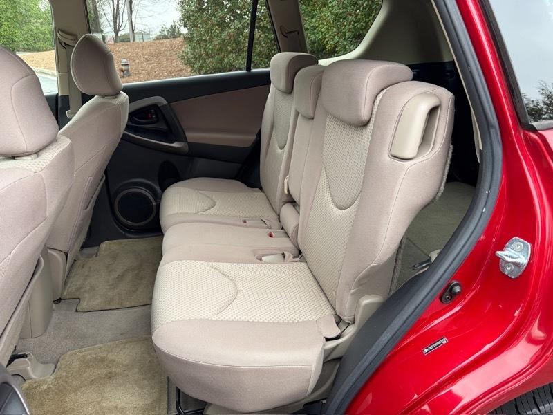 Toyota RAV4 Base I4 2WD 2008