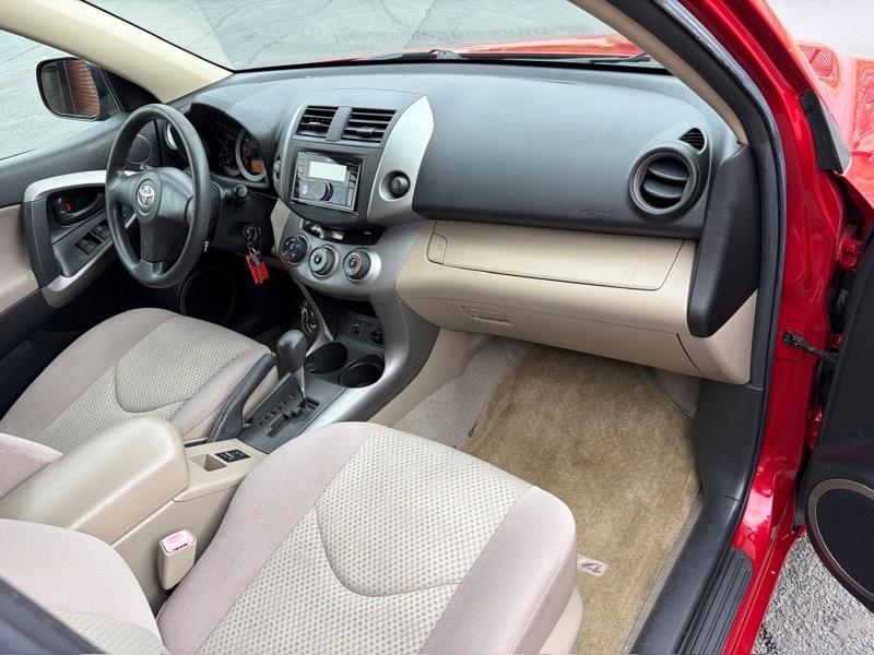 Toyota RAV4 Base I4 2WD 2008