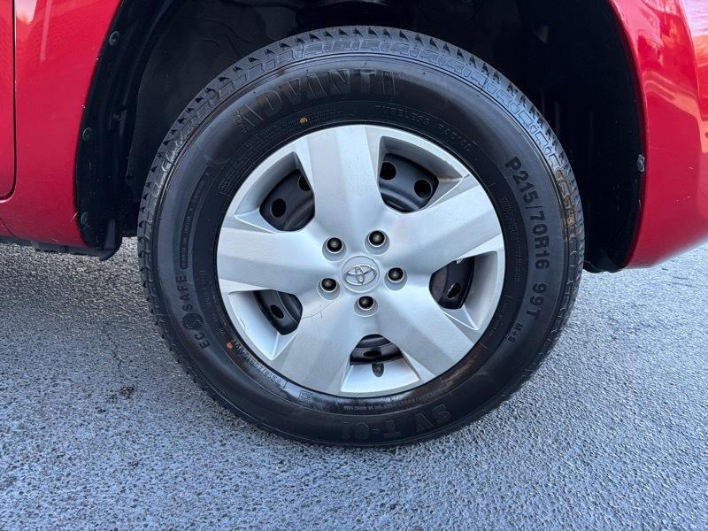 Toyota RAV4 Base I4 2WD 2008