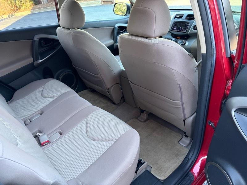 Toyota RAV4 Base I4 2WD 2008