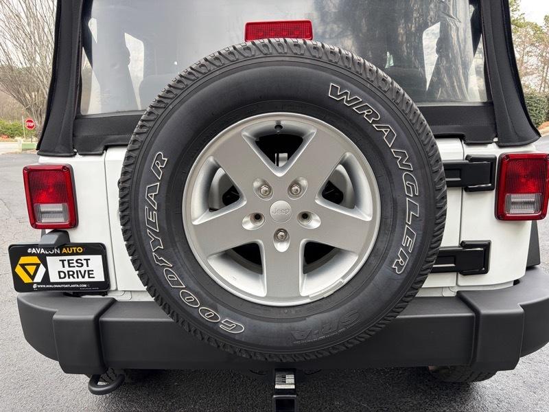 Jeep Wrangler Sport 4WD 2016