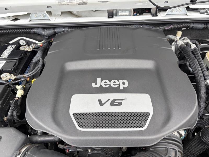 Jeep Wrangler Sport 4WD 2016