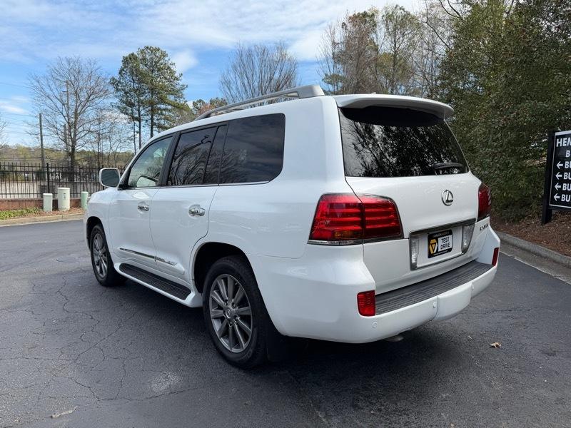 Lexus LX 570 Sport Utility 2011