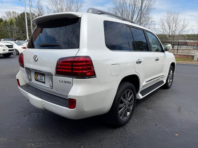 Lexus LX 570 Sport Utility 2011