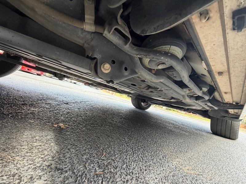 Lexus LX 570 Sport Utility 2011