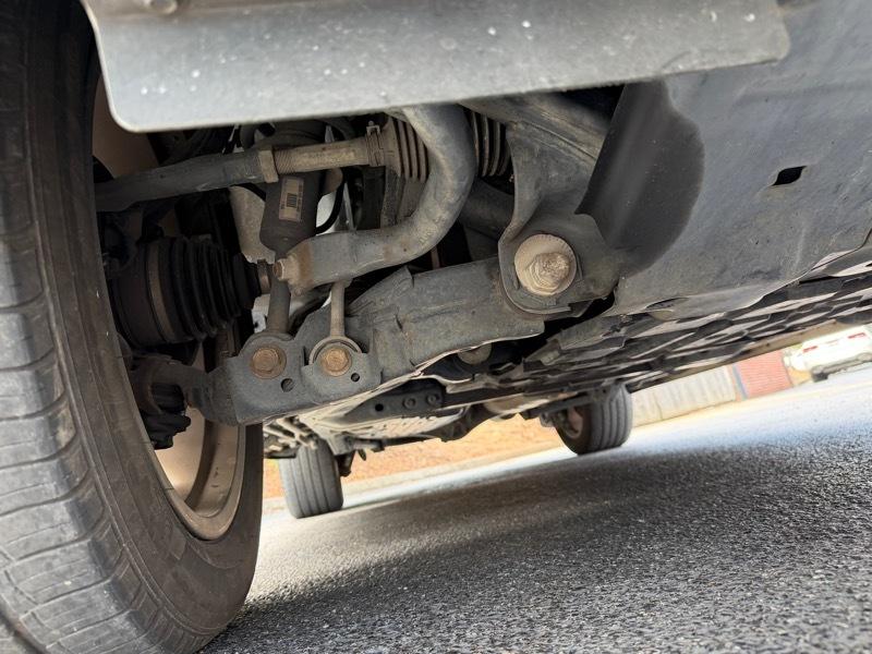 Lexus LX 570 Sport Utility 2011