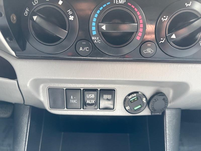 Toyota Tacoma Double Cab V6 4WD 2013