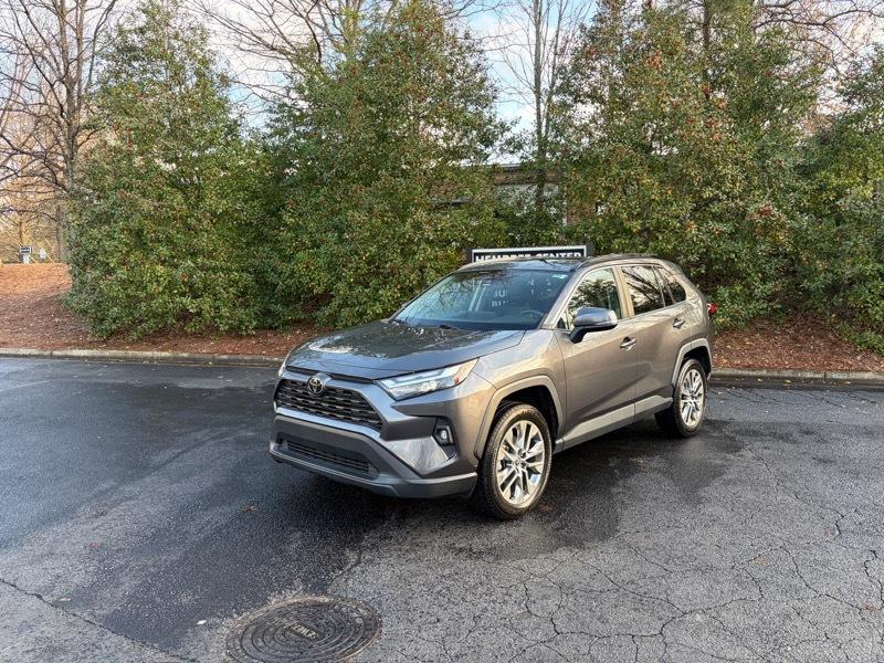 Toyota RAV4 XLE Premium 2022