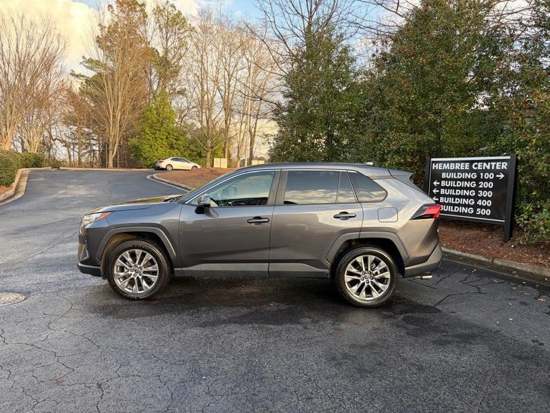 Toyota RAV4 XLE Premium 2022