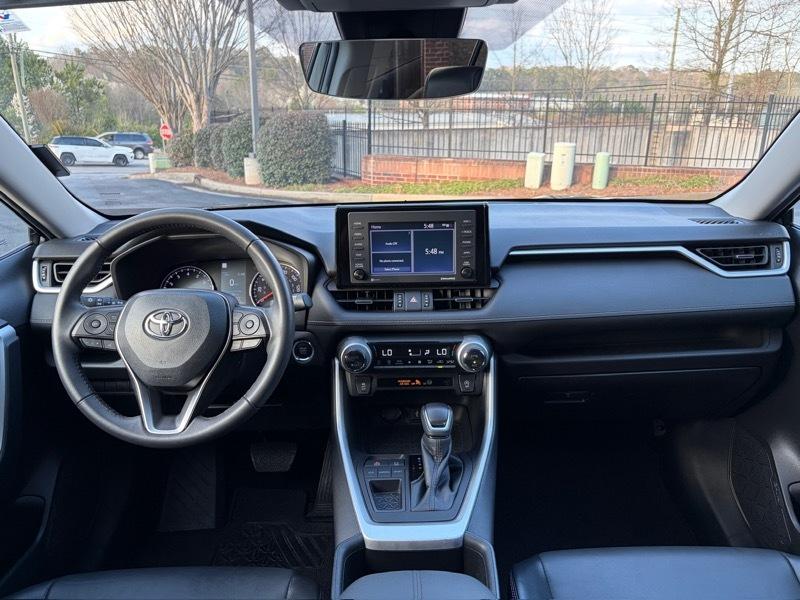Toyota RAV4 XLE Premium 2022