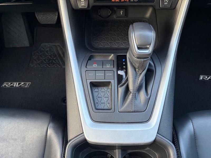 Toyota RAV4 XLE Premium 2022