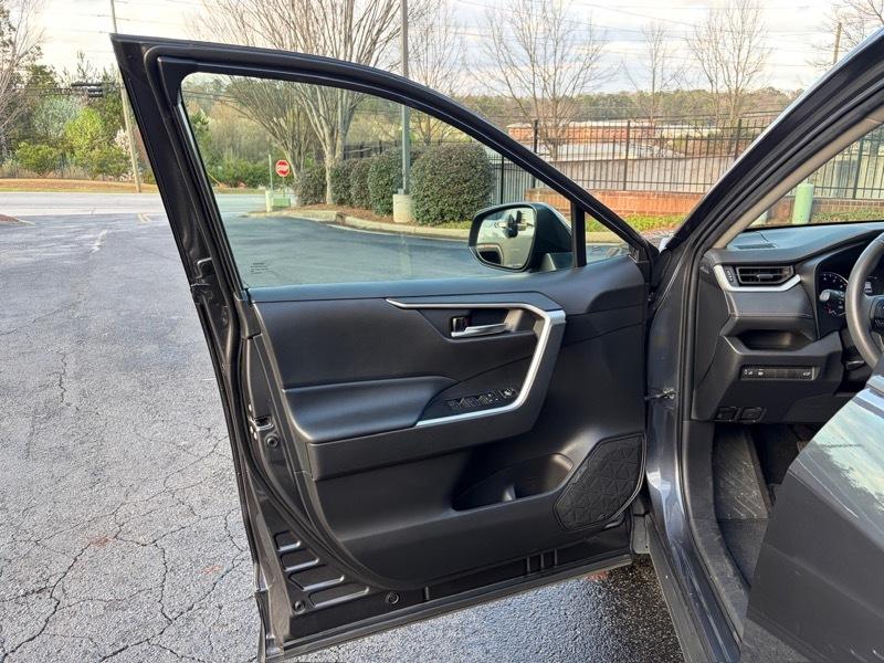 Toyota RAV4 XLE Premium 2022