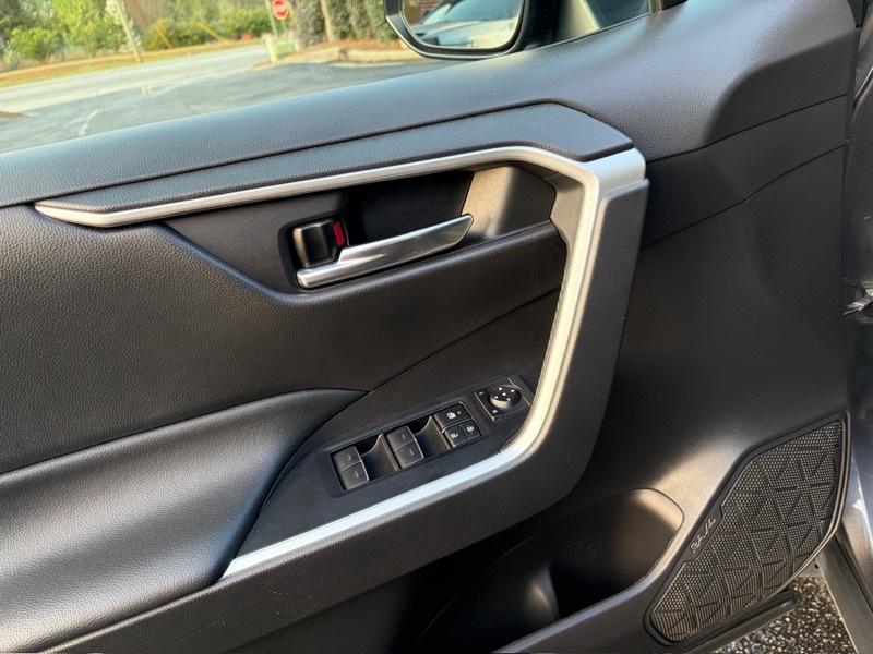 Toyota RAV4 XLE Premium 2022