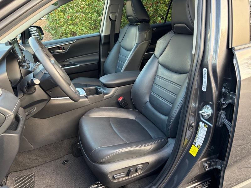 Toyota RAV4 XLE Premium 2022