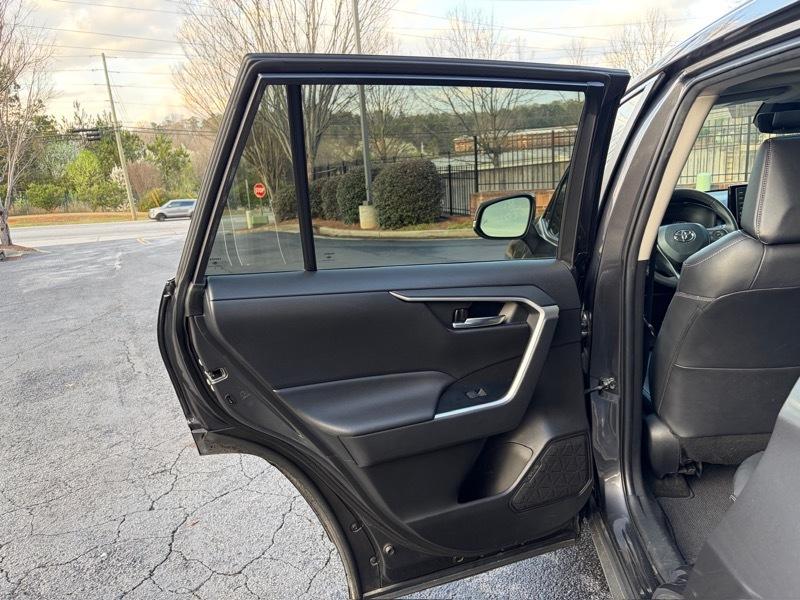 Toyota RAV4 XLE Premium 2022