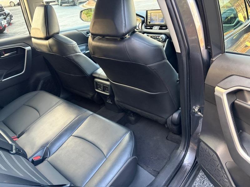 Toyota RAV4 XLE Premium 2022