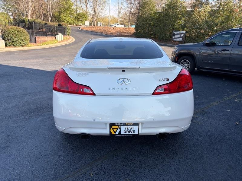 Infiniti G Coupe  2013