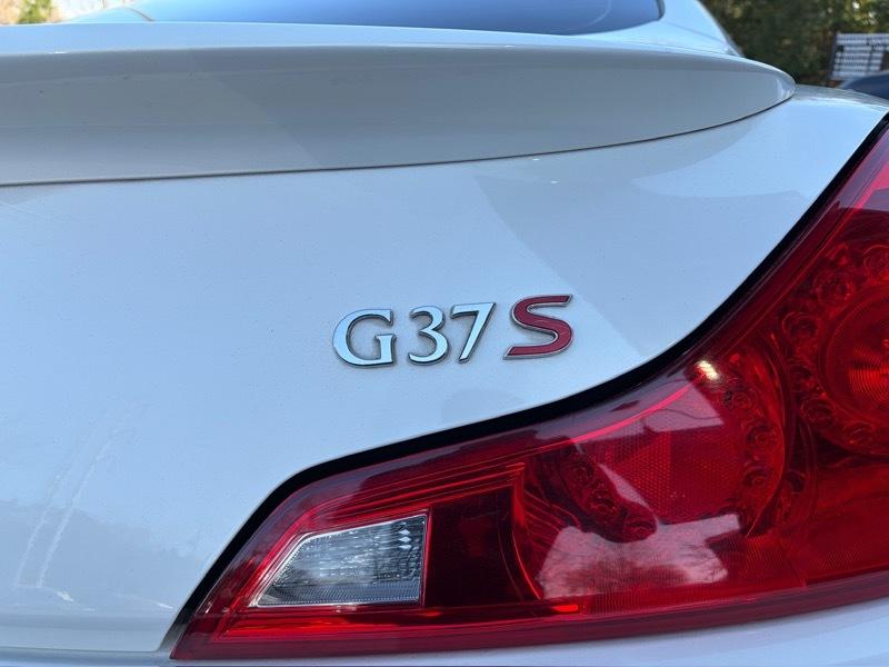 Infiniti G Coupe  2013