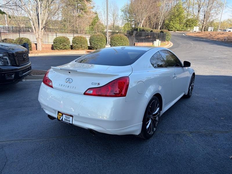 Infiniti G Coupe  2013